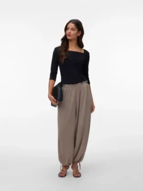 Pantaloni a vita alta VMSophia