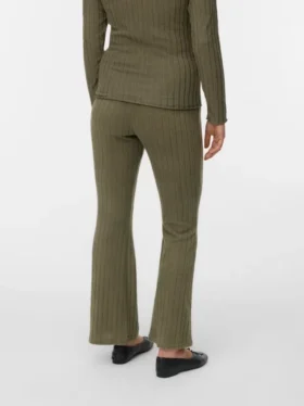 Pantaloni a zampa
