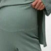 Pantaloni a zampa