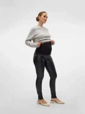 Pantaloni dalla vestibilità regolare