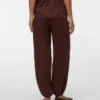 Pantaloni dalla vestibilità regolare