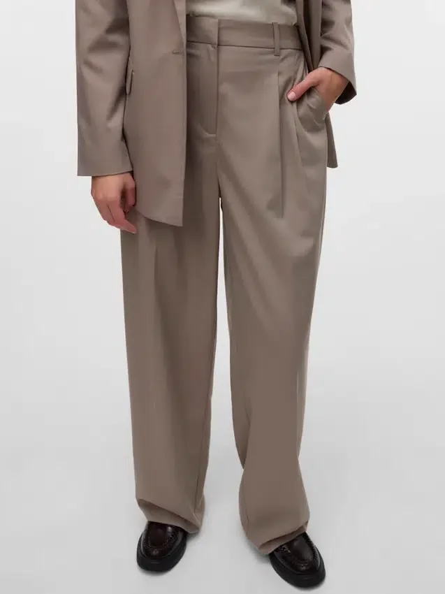 Pantaloni larghi in sartoria Vmnila Pantaloni larghi in sartoria Vmnila