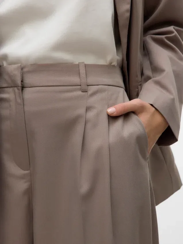 Pantaloni larghi in sartoria Vmnila Pantaloni larghi in sartoria Vmnila