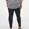 Pantaloni Vmseven a vita normale