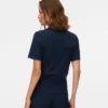 Polo aderente