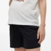 Shorts a vita bassa e vestibilità ampia