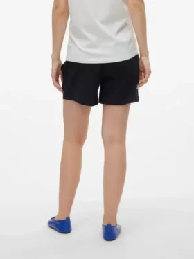 Shorts a vita bassa e vestibilità ampia
