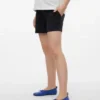 Shorts a vita bassa e vestibilità ampia