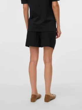Shorts dal taglio ampio