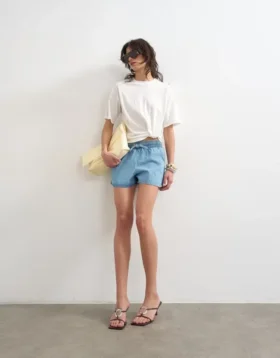 Shorts in denim Tsjosa