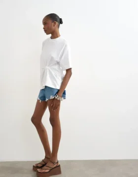 Shorts in denim Tsolivia