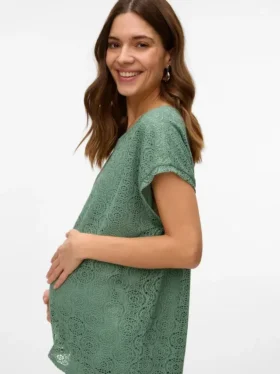 Top a collo rotondo dalla vestibilità regolare