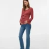 Top con scollo a U e vestibilità regolare