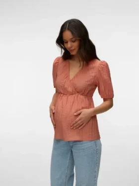 Top con scollo a V dalla vestibilità regolare