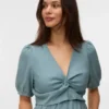 Top con scollo a V dalla vestibilità regolare