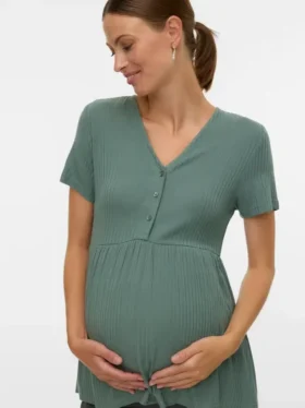 Top con scollo a V dalla vestibilità regolare