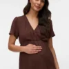 Top con scollo a V dalla vestibilità regolare