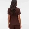 Top con scollo a V dalla vestibilità regolare