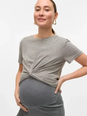 Top corto con scollo rotondo