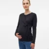 Top dal taglio aderente con scollo rotondo