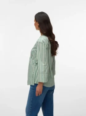 Top dal taglio regolare con colletto a camicia