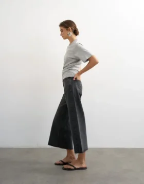 Tsvera High Rise Wide Fit – Jeans cropped