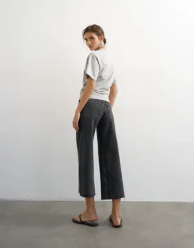 Tsvera High Rise Wide Fit – Jeans cropped