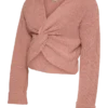 Vestibilità regolare, scollo a V, polsini risvoltati, spalle scese, maglione
